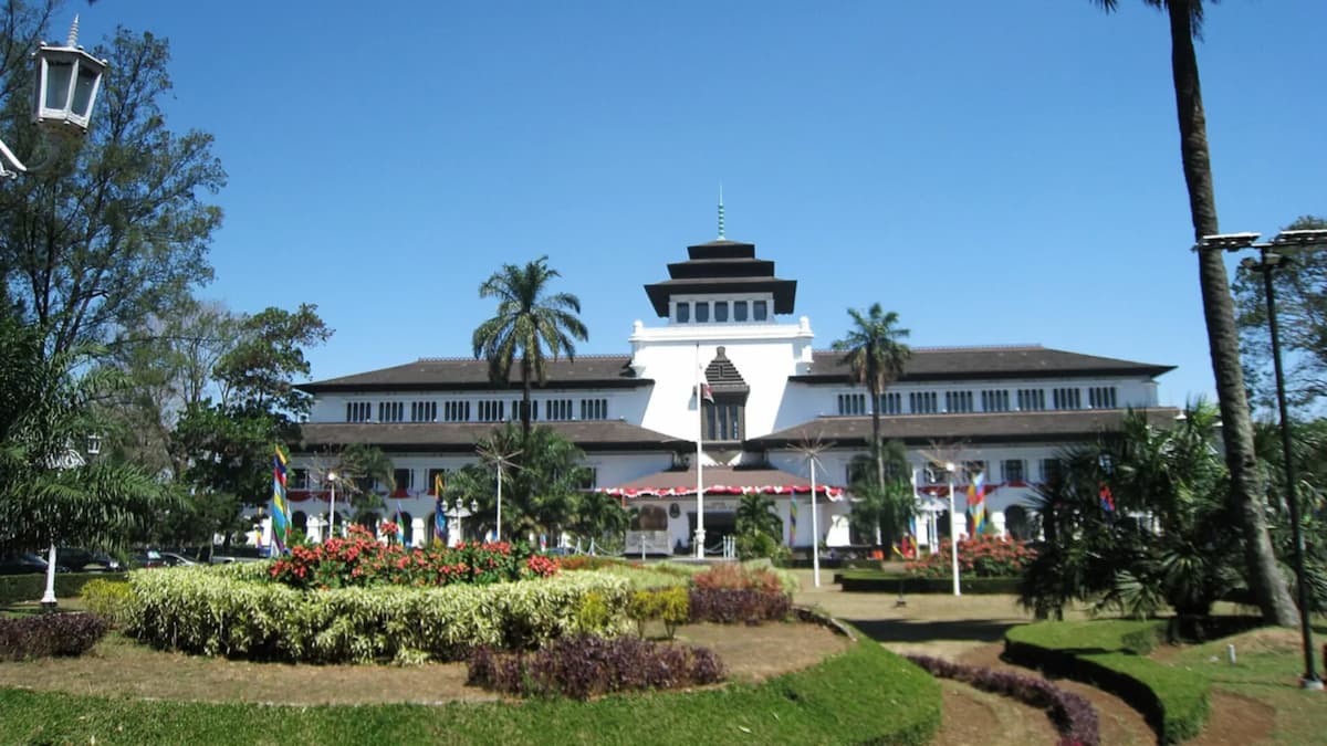Tempat Wisata di Bandung: 15 Destinasi Wajib Dikunjungi