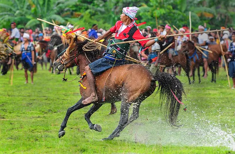Panduan Wisata Festival Budaya Lokal: Etika dan Tips Lengkap