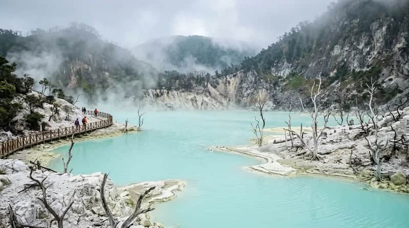 Tempat Wisata di Bandung: 15 Destinasi Wajib Dikunjungi