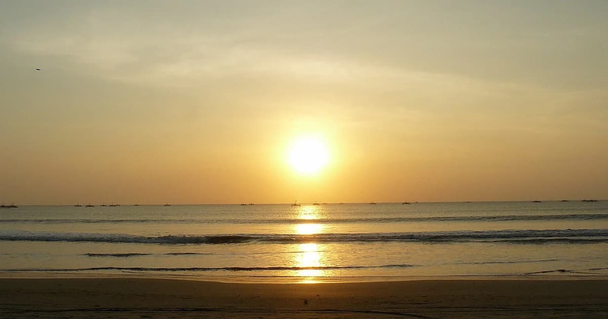 Pantai Carita 2026: Review Lengkap, Aktivitas Seru, dan Info Terbaru