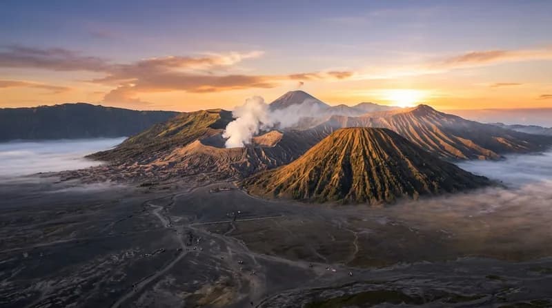 Wisata Bromo 2026: Panduan Lengkap Sunrise, Rute, dan Tips Hemat