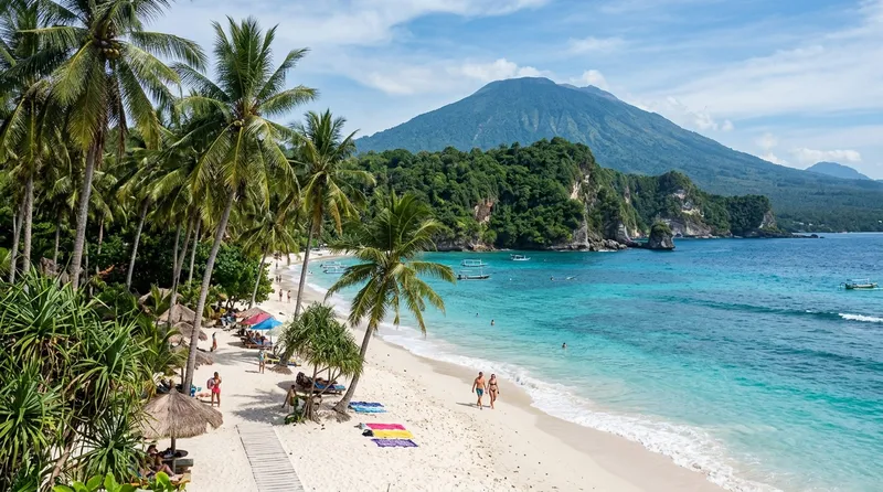 Wisata alam Indonesia dengan pantai dan pegunungan yang indah